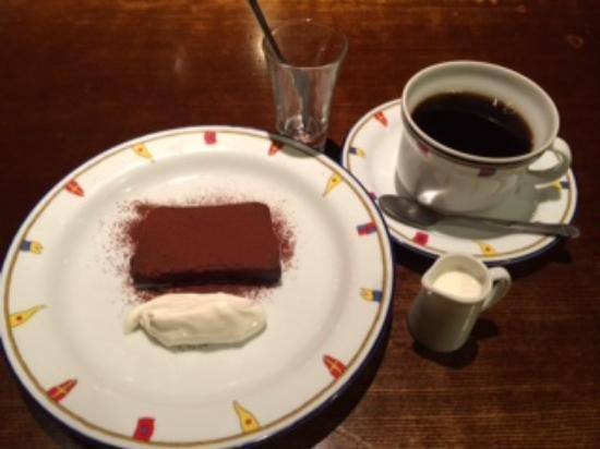 カフェ・ラ・バスティーユ